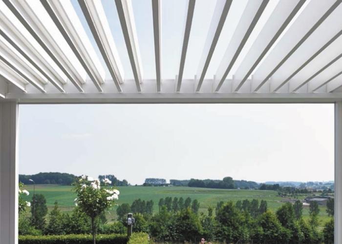 Outdoor Automated Louvre System from Shadewell