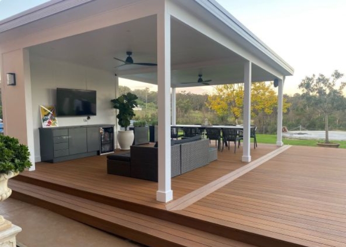 Advantages of Composite Decking Featuring CleverDeck by Futurewood