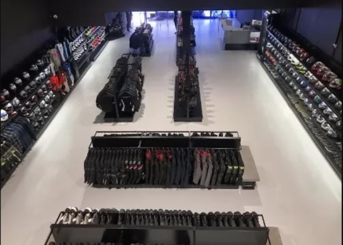 Black VERSA Shelving and Accessories from SI Retail