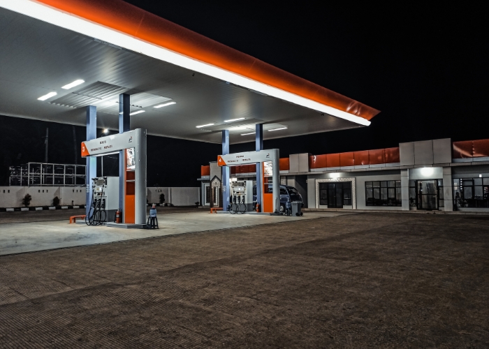 Bullet Resistant Polycarbonate Sheets for Petrol Stations by Allplastics