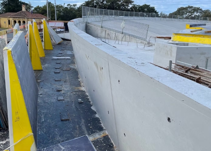 Features of Formwork Solutions for Concrete Constructions by Bespoke Formwork