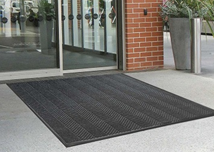 Herringbone Design Mat for Buildings by Birrus