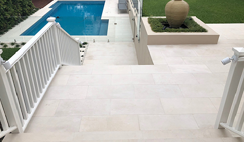 Tavira Limestone Alfresco: Stone Alfresco Range of Tiles and Pavers