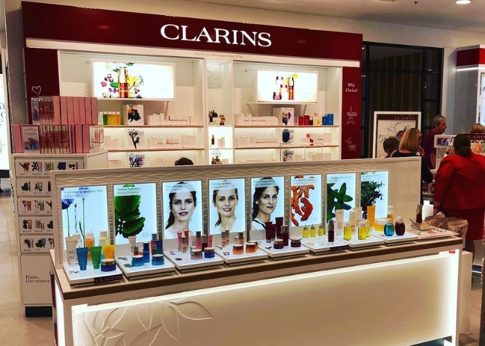 Retail Wall Display by 3D Wall Panels